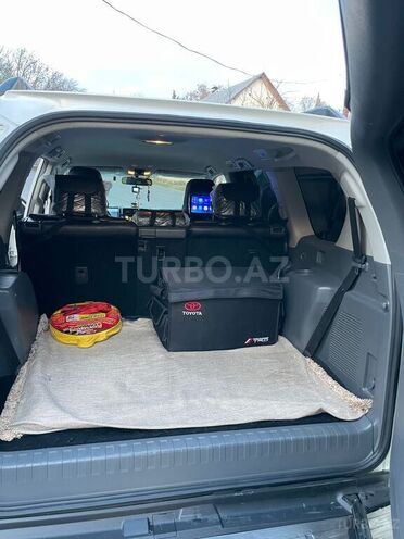 Toyota Prado 2012, 130,000 km - 2.7 l - Zaqatala