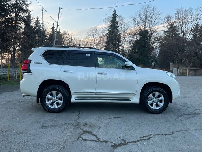 Toyota Prado 2012, 130,000 km - 2.7 l - Zaqatala
