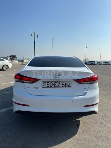 Hyundai Elantra 2018, 85,689 km - 1.6 л - Sumqayıt
