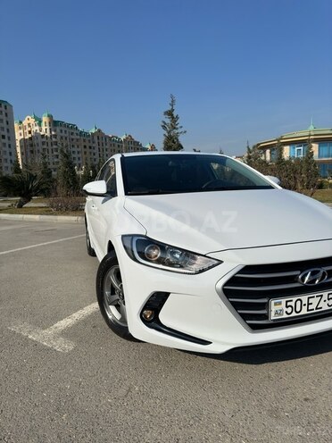 Hyundai Elantra 2018, 85,689 km - 1.6 л - Sumqayıt