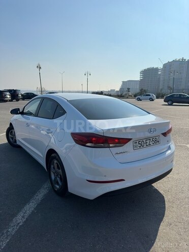 Hyundai Elantra 2018, 85,689 km - 1.6 л - Sumqayıt
