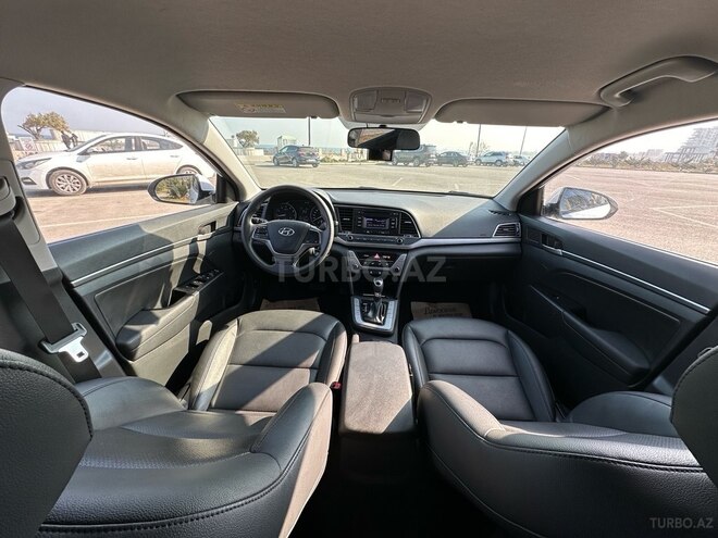 Hyundai Elantra 2018, 85,689 km - 1.6 л - Sumqayıt
