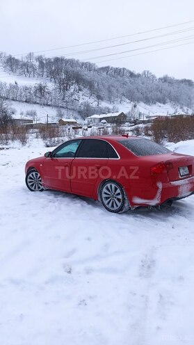 Audi A4 2005, 360,000 km - 2.0 l - Qusar