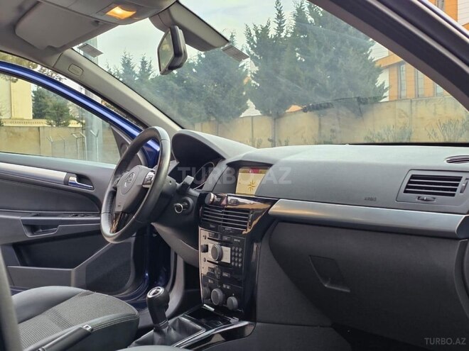 Opel Astra 2009, 160,000 km - 1.4 l - Gəncə