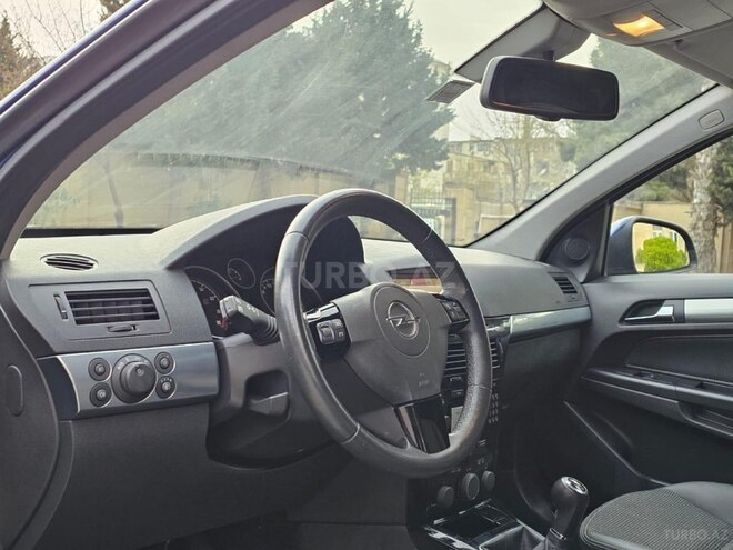 Opel Astra 2009, 160,000 km - 1.4 l - Gəncə