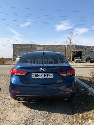 Hyundai Elantra 2015, 116,000 km - 1.8 l - Yevlax