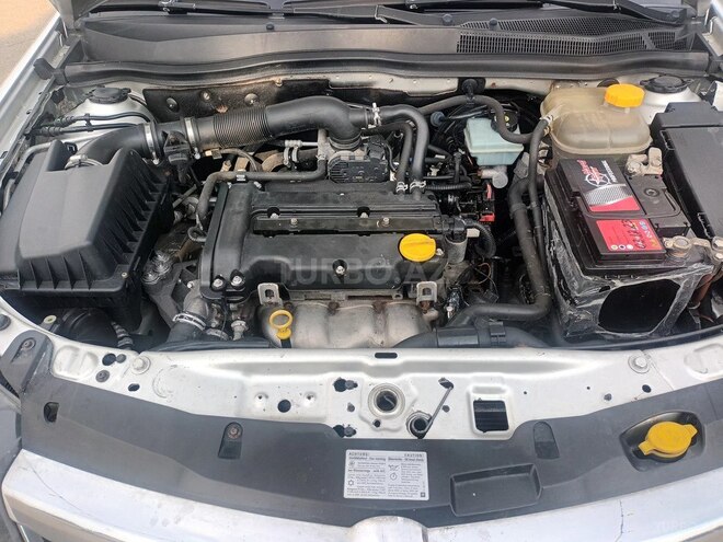 Opel Astra 2010, 153,260 km - 1.4 l - Tovuz