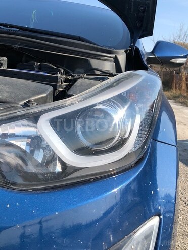 Hyundai Elantra 2015, 116,000 km - 1.8 l - Yevlax