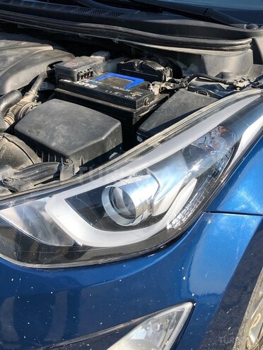 Hyundai Elantra 2015, 116,000 km - 1.8 l - Yevlax