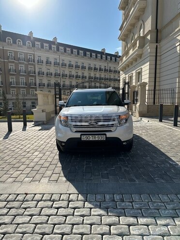 Ford Explorer 2015, 135,000 km - 3.5 л - Bakı