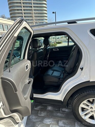 Ford Explorer 2015, 135,000 km - 3.5 л - Bakı