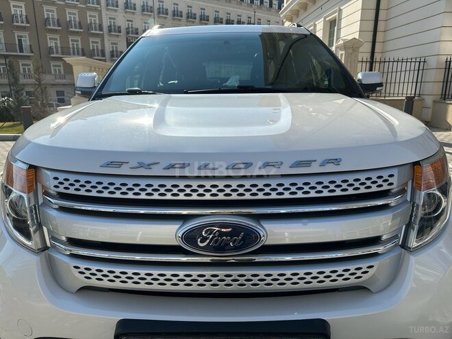 Ford Explorer 2015, 135,000 km - 3.5 л - Bakı