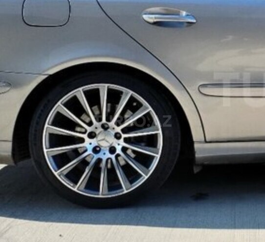 Mercedes E 220 2006, 385,000 km - 2.2 l - Bakı