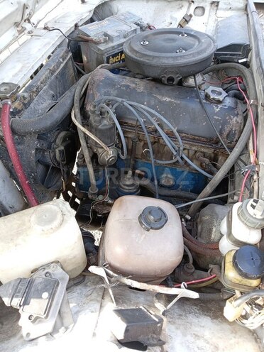 LADA (VAZ) 2107 1995, 300,000 km - 1.6 л - Qax