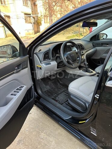 Hyundai Elantra 2016, 166,627 km - 2.0 л - Bakı