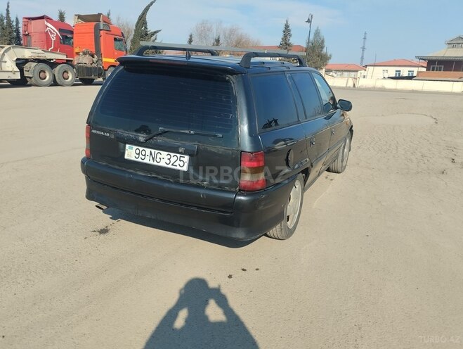Opel Astra 1997, 127,000 km - 1.8 l - Salyan