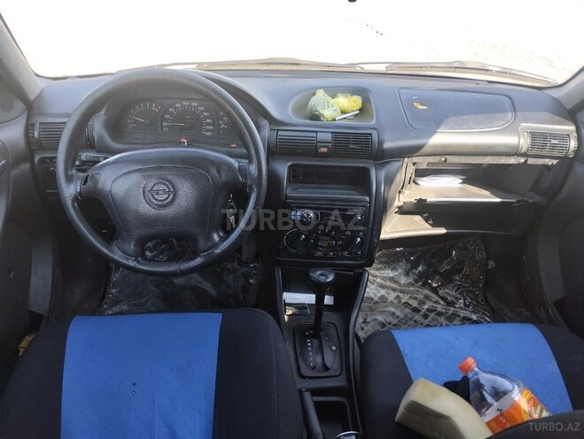 Opel Astra 1997, 127,000 km - 1.8 l - Salyan