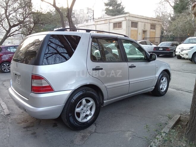 Mercedes ML 320 2000, 262,600 km - 3.2 l - Bakı