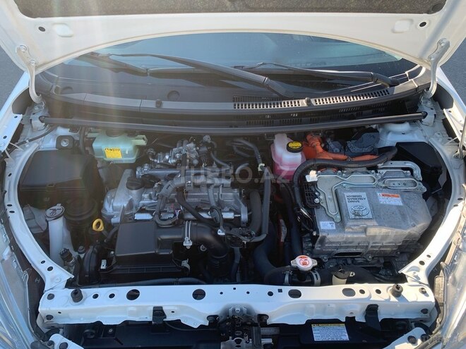 Toyota Prius C 2016, 67,000 km - 1.5 l - Bakı