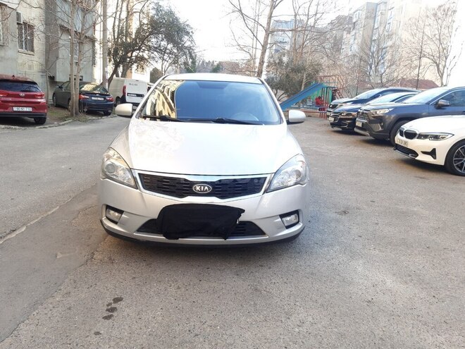 Kia Ceed 2010, 210,000 km - 1.6 l - Bakı