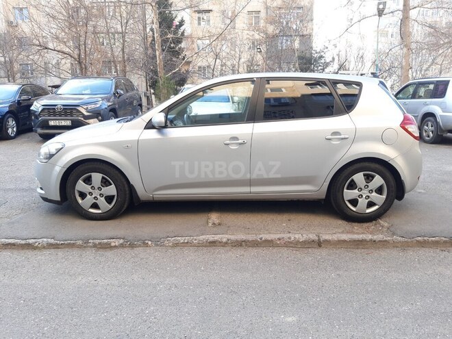 Kia Ceed 2010, 210,000 km - 1.6 l - Bakı