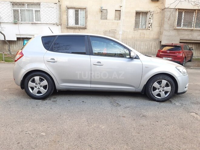 Kia Ceed 2010, 210,000 km - 1.6 l - Bakı