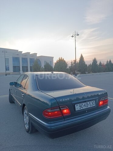 Mercedes E 240 1998, 520,000 km - 2.4 l - Ağdaş