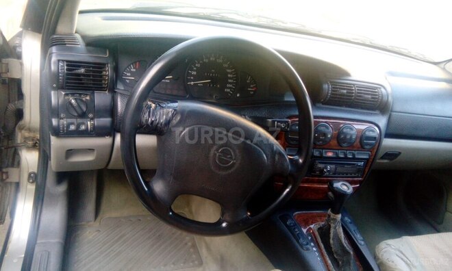 Opel Omega 1995, 400,000 km - 2.0 l - Bakı