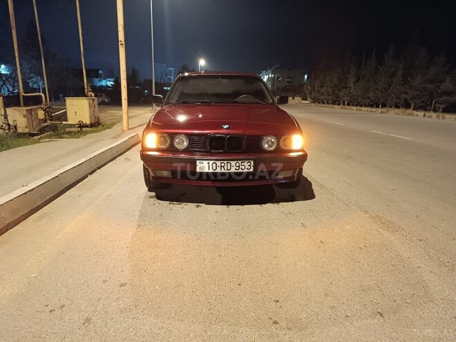 BMW 520 1991, 333,000 km - 2.0 l - Bakı