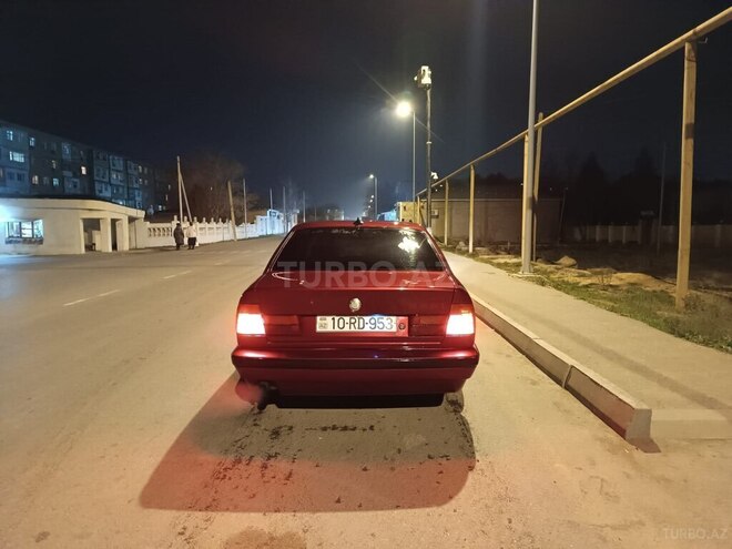 BMW 520 1991, 333,000 km - 2.0 l - Bakı