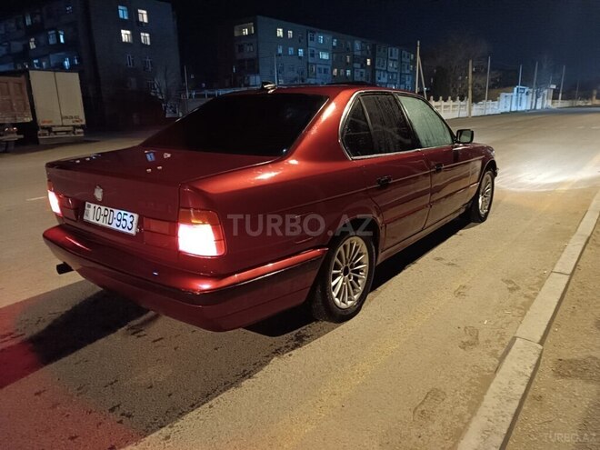 BMW 520 1991, 333,000 km - 2.0 l - Bakı