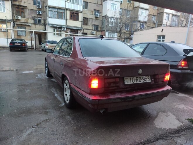 BMW 520 1991, 333,000 km - 2.0 l - Bakı