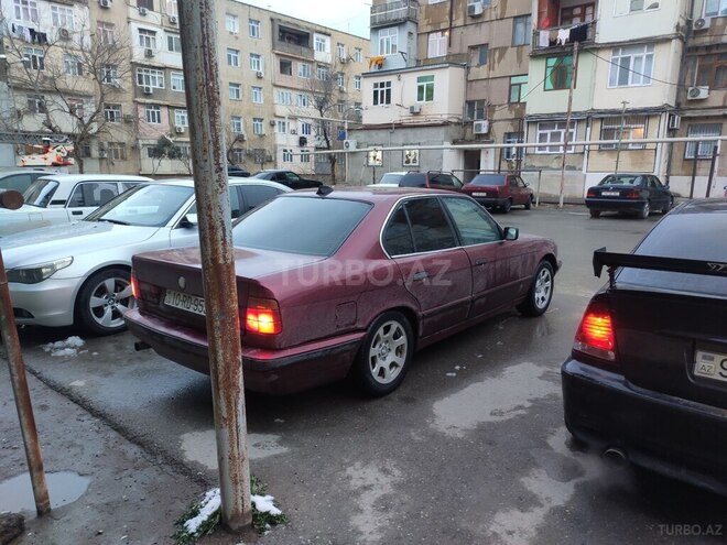 BMW 520 1991, 333,000 km - 2.0 l - Bakı