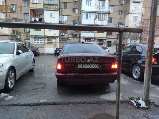 BMW 520 1991, 333,000 km - 2.0 l - Bakı