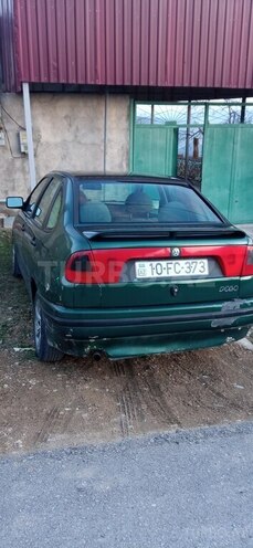 Volkswagen Polo 1995, 299,000 km - 1.6 л - Şamaxı