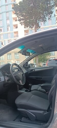 Opel Astra 2006, 216,000 km - 1.4 l - Bakı