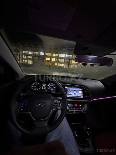 Hyundai Elantra 2016, 175,000 km - 2.0 l - Sumqayıt