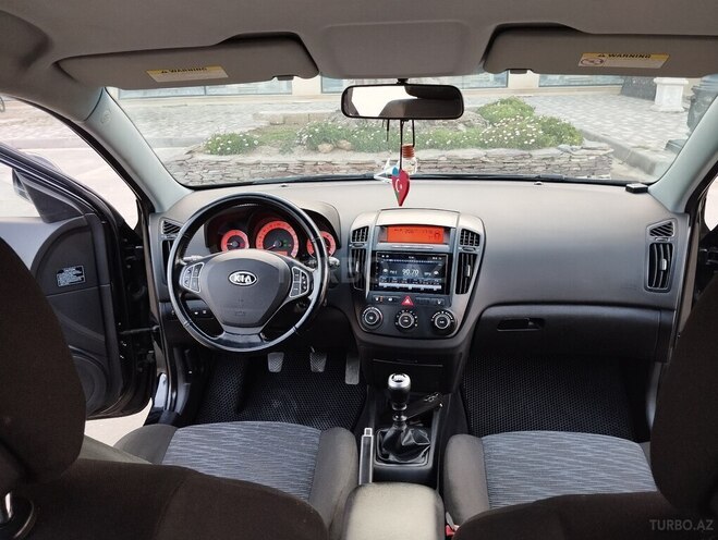 Kia Ceed 2009, 228,000 km - 1.6 l - Bakı