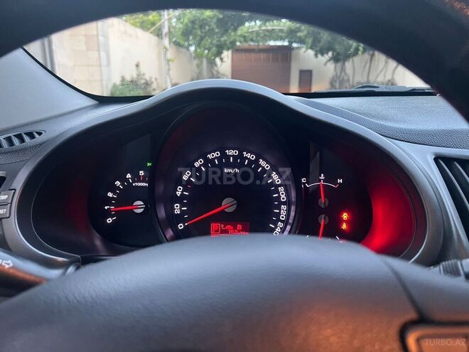 Kia Sportage 2013, 375,000 km - 2.0 л - Bakı