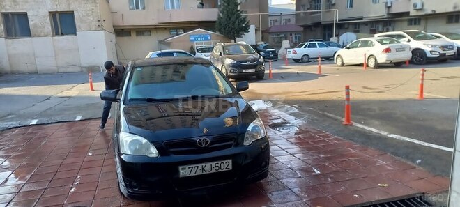 Toyota Corolla 2005, 189,000 km - 1.4 l - Bakı