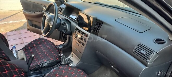 Toyota Corolla 2005, 189,000 km - 1.4 l - Bakı