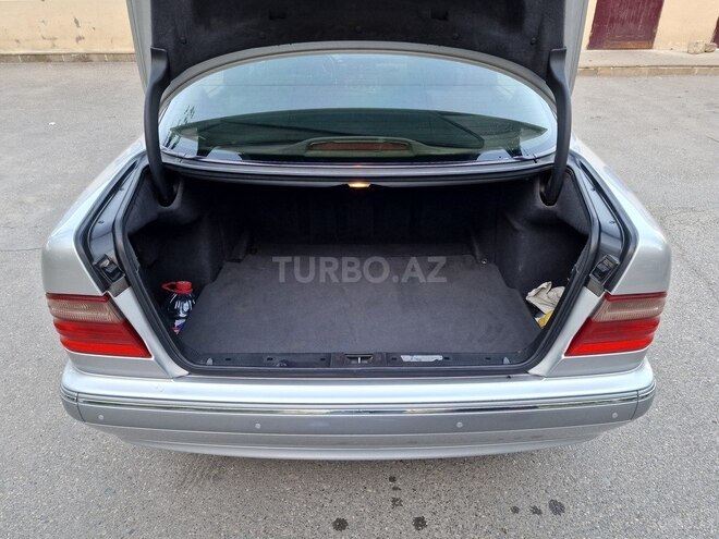 Mercedes E 270 1999, 365,900 km - 2.7 l - Bakı