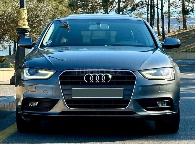 Audi A4 2014, 140,000 km - 1.8 l - Bakı