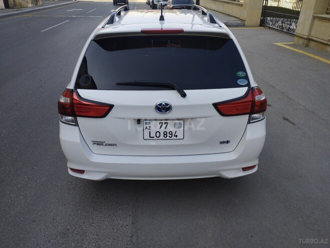 Toyota Corolla 2017, 165,000 km - 1.5 l - Bakı
