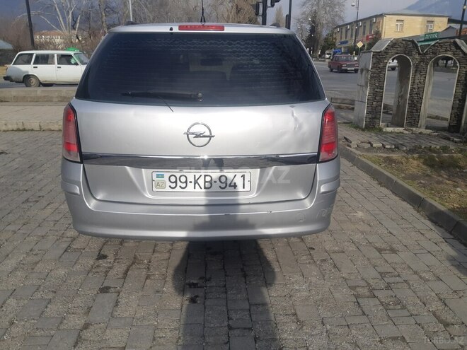Opel Astra 2006, 414,460 km - 1.9 l - Qəbələ