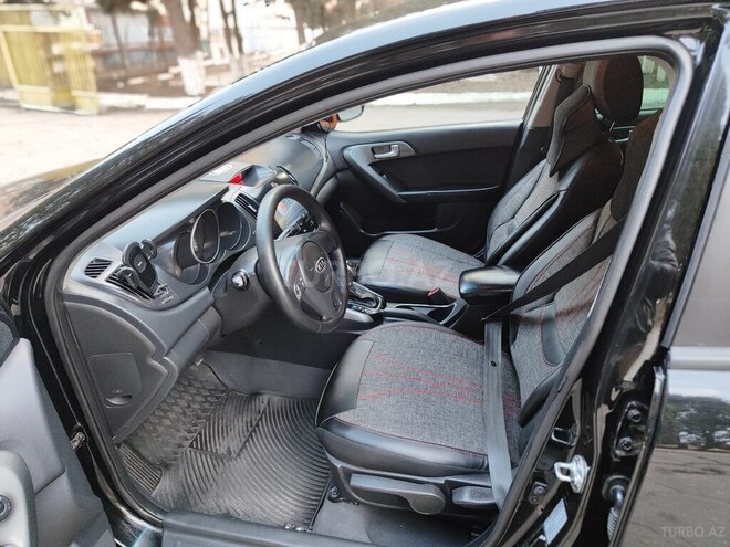 Kia Cerato 2011, 210,200 km - 1.6 л - Bakı