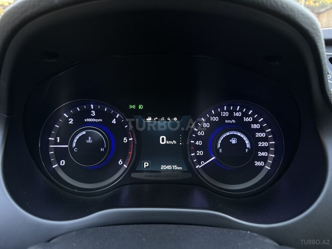 Hyundai Grandeur 2015, 204,515 km - 2.2 л - Bakı