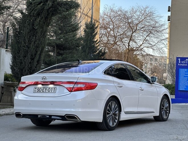 Hyundai Grandeur 2015, 204,515 km - 2.2 л - Bakı