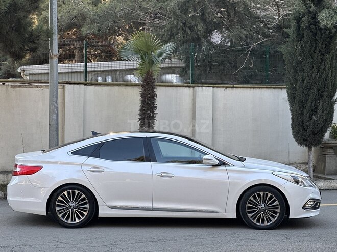 Hyundai Grandeur 2015, 204,515 km - 2.2 л - Bakı
