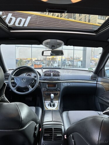 Mercedes E 240 2002, 310,260 km - 2.4 l - Bakı